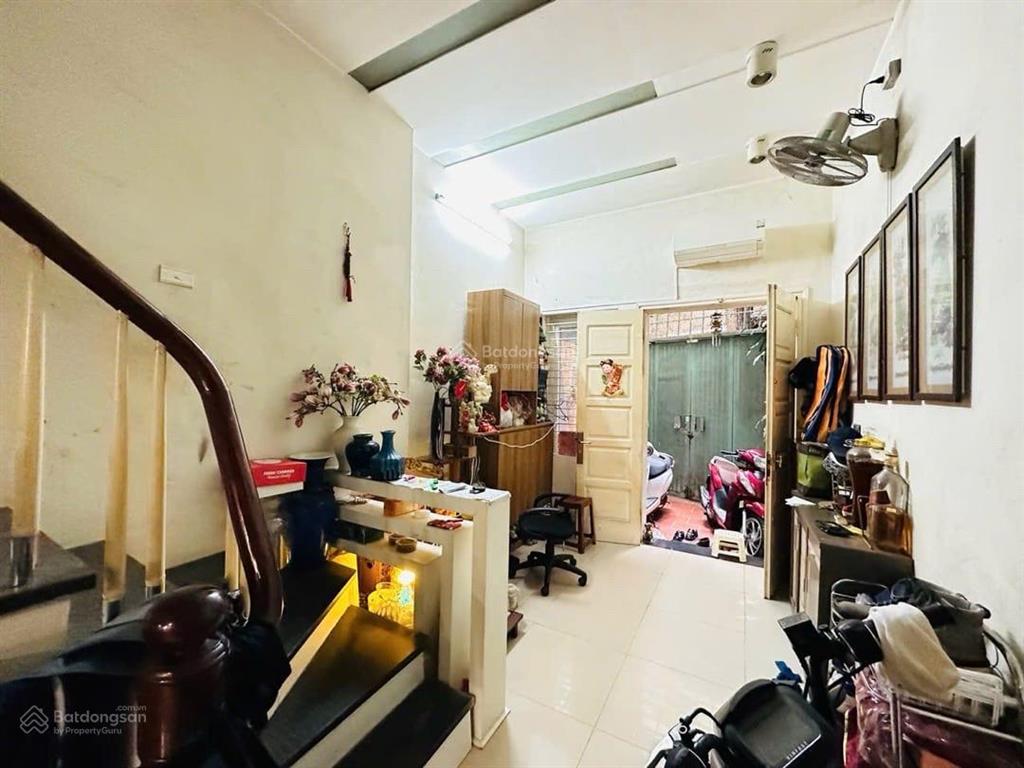Bán nhà trung tâm đống đa  5 tầng kiên cố  gần mặt phố  đầy đủ tiện nghi  về ở ngay cực thích