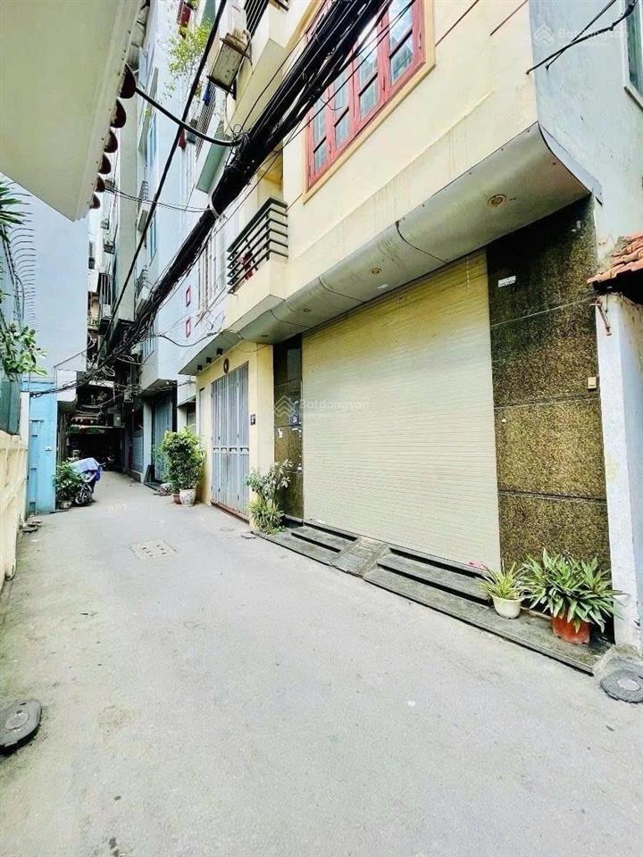 Bán nhà đẹp láng  lô góc thoáng sáng  gần phố  tiềm năng tăng giá cao