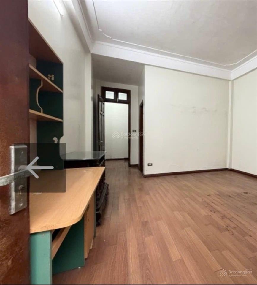 Bán nhà đẹp láng  lô góc thoáng sáng  gần phố  tiềm năng tăng giá cao