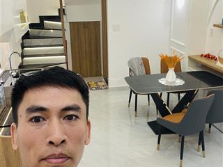 Huỳnh văn bánh hẻm 489a, 120m2 sử dung, xe hoi đỗ cửa, căn góc thoáng mát 5 tầng btct nhỉnh 8ty.