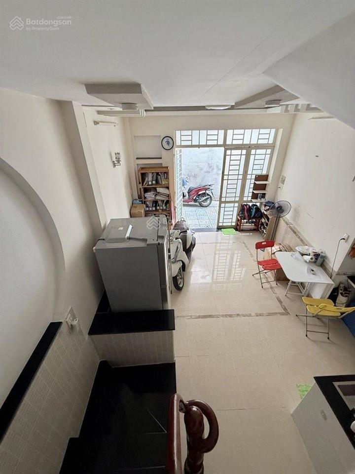 Khu vip nguyễn đình chính yên tĩnh 4 tầng btct giá 5,79ty.