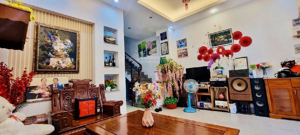 Siêu hiếm, huỳnh văn bánh diện tích 85m2(5x16) a4 4tầng btct giá nhỉnh 11 tỷ
