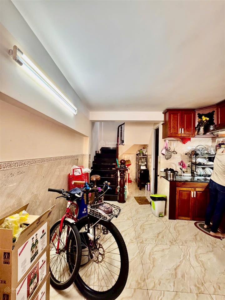 Siêu hiếm trường sa phú nhuận 42m2 3tầng sổ a4 giá chỉ 6,4ty