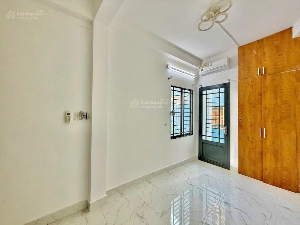 Xe hoi tới cửa 30m2 4 tầng giá chỉ 4,45 tỷ