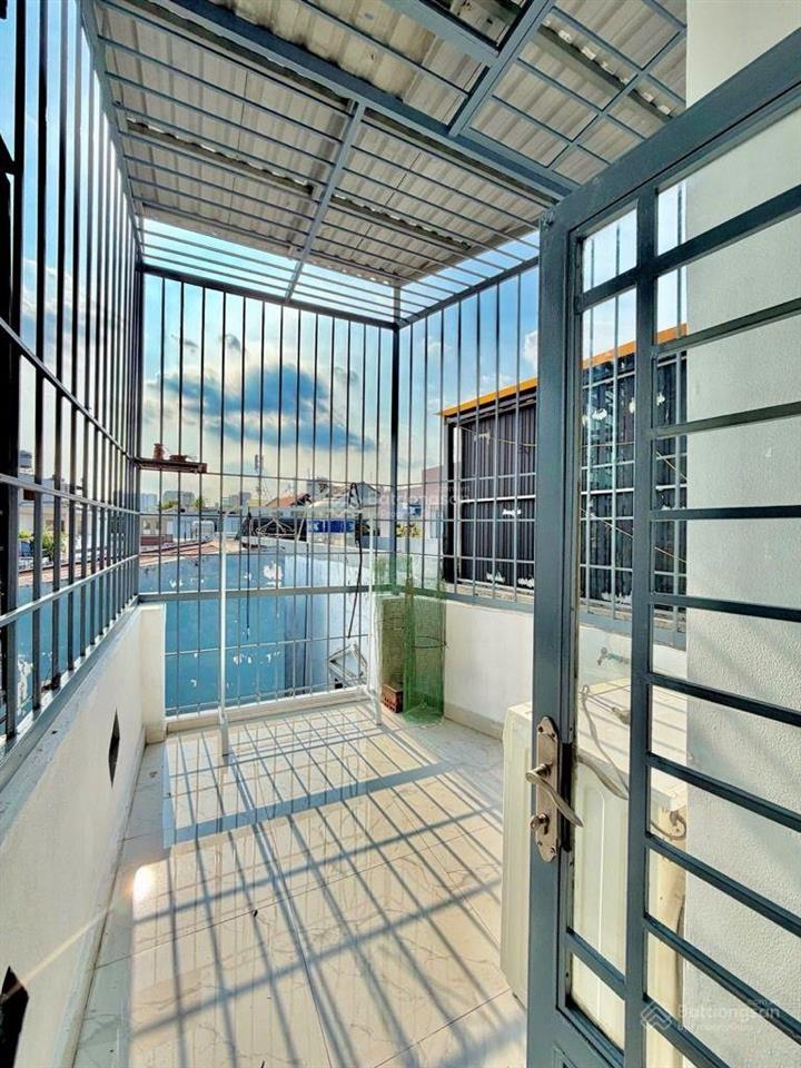 Xe hoi tới cửa 30m2 4 tầng giá chỉ 4,45 tỷ