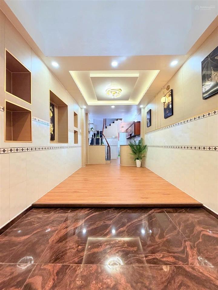 Đoàn thị điểm phú nhuận
gần bv hoàn mỹ
35m
5 tầng btct
5pn 5wc
nhà mới ở ngay
giá hơn 6 tỷ