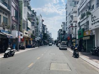 Huỳnh văn bánh phú nhuận
44m (4 x 11)
5 tầng btct
hẻm xe hơi thông
gần mặt đường
nhỉnh 12ty
