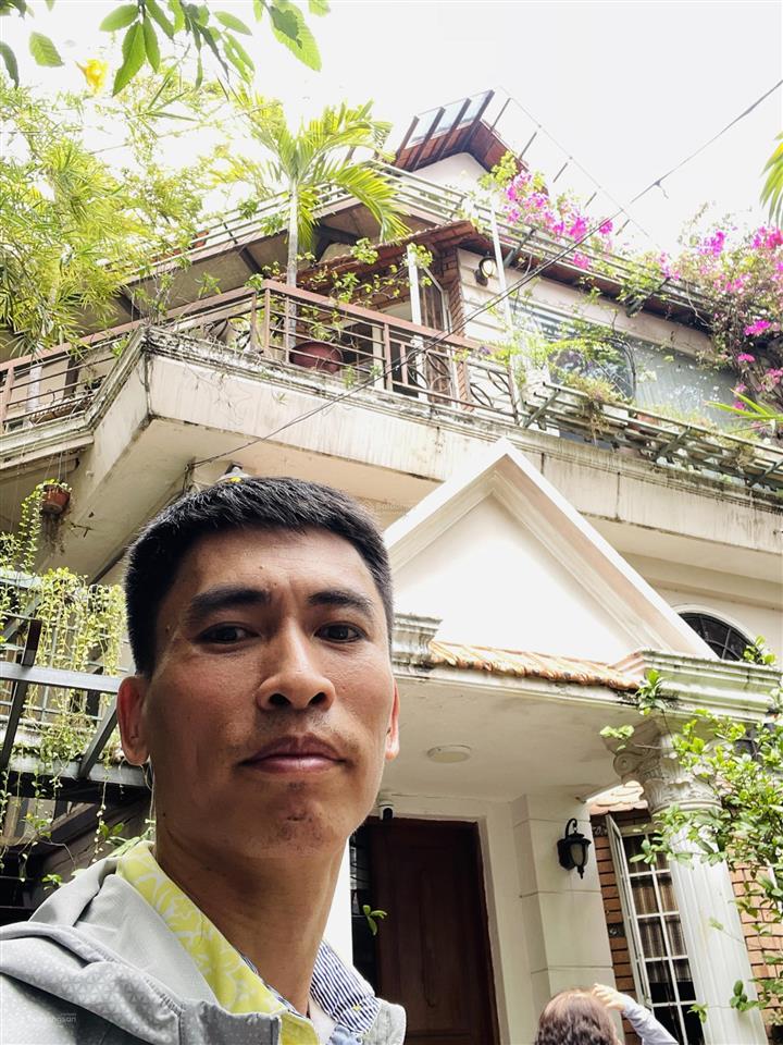 Bán đất lô 4 giá 8,3ty. alo e đức để xem đất