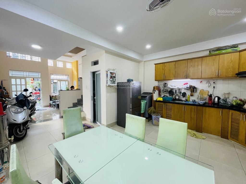 Lê văn sỹ phú nhuận
dt 5 x 12. a4
5 tầng btct
gần xe hơi
giá 11,2 tỷ 0918 500 *** (e đức 24/7)