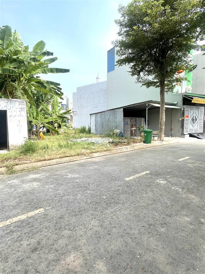 Lô đất hxh, phường long trường  70m2 xây dựng tự do, tiện ích bủa vây