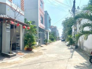 Bán gấp nhà 1 trệt 3 lầu lã xuân oai full nội thất giá chỉ 5,6tỷ
