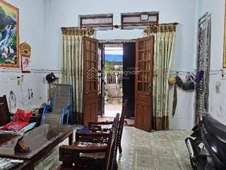 Nhà 3 tầng kiên cố, dt (4,5x12)m2, hẻm xe hơi thông, vừa ở vừa kinh doanh, giá 4,75 tỷ còn tl