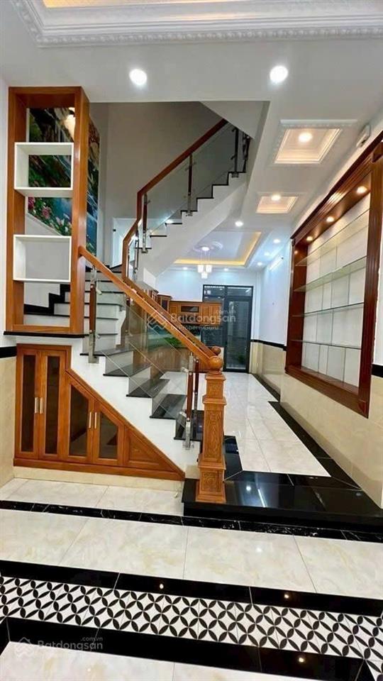 Nhà mới 4 tâng, dt (4x16,2)m2, hẻm xe hơi thông, liên khu 56, bình tân, giá 6,7 tỷ còn tl