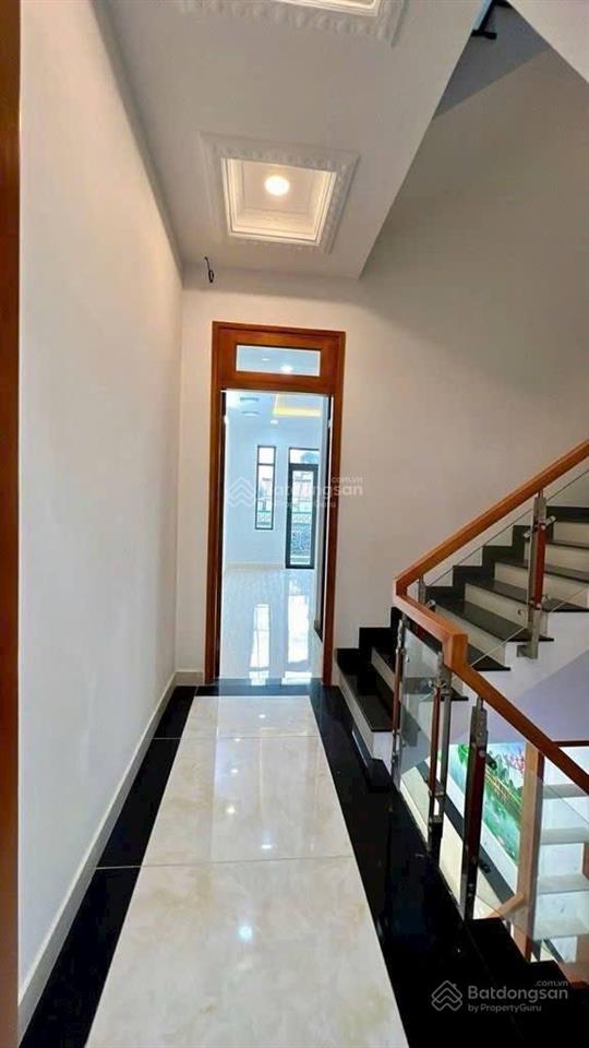Nhà mới 4 tâng, dt (4x16,2)m2, hẻm xe hơi thông, liên khu 56, bình tân, giá 6,7 tỷ còn tl