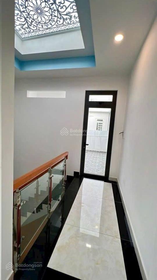 Nhà mới 4 tâng, dt (4x16,2)m2, hẻm xe hơi thông, liên khu 56, bình tân, giá 6,7 tỷ còn tl