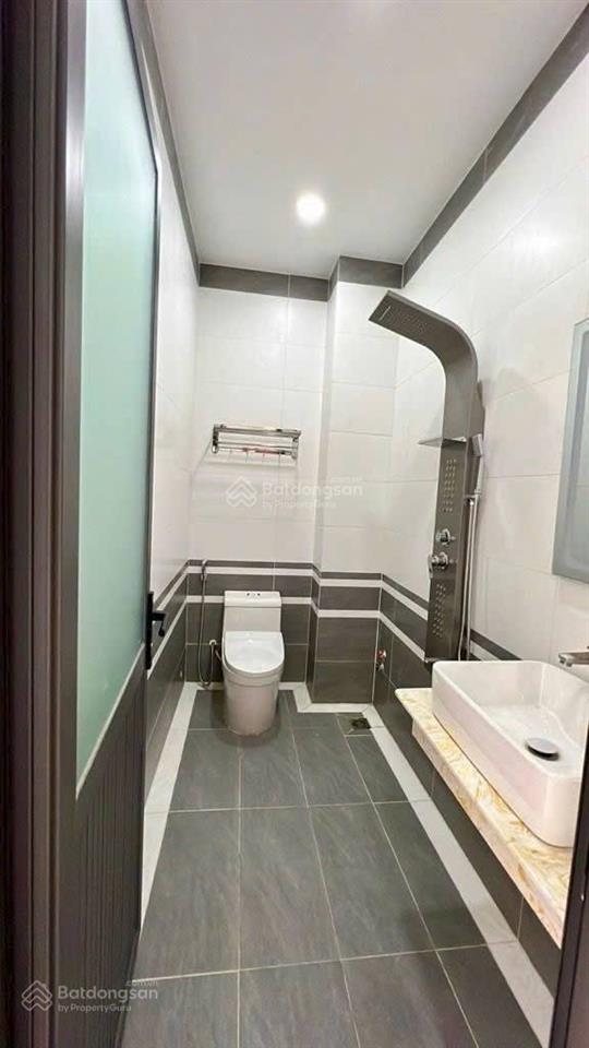 Nhà mới 4 tâng, dt (4x16,2)m2, hẻm xe hơi thông, liên khu 56, bình tân, giá 6,7 tỷ còn tl