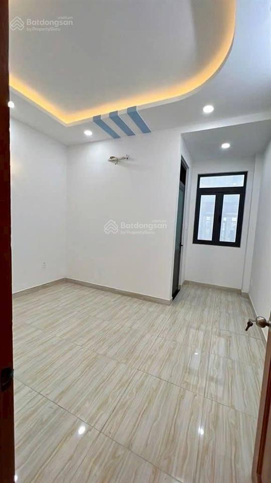 Nhà mới 4 tâng, dt (4x16,2)m2, hẻm xe hơi thông, liên khu 56, bình tân, giá 6,7 tỷ còn tl