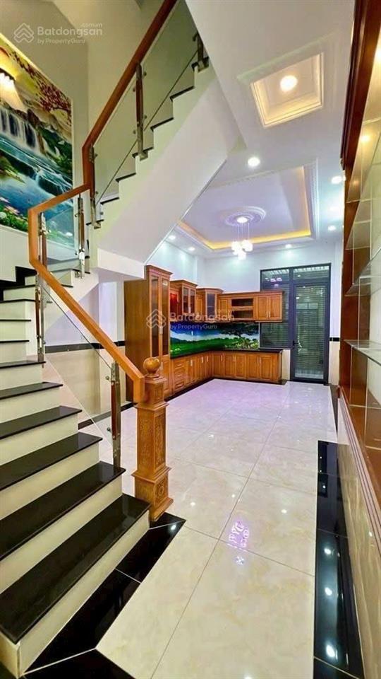 Nhà mới 4 tâng, dt (4x16,2)m2, hẻm xe hơi thông, liên khu 56, bình tân, giá 6,7 tỷ còn tl