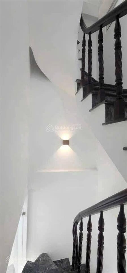 Nhà mới 3 tầng, hẻm xe hơi thông, (4x9)m2, ngay chợ bảo ngọc tú, tân bình, giá 5,4 tỷ còn tl