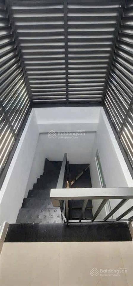 Nhà mới 3 tầng, hẻm xe hơi thông, (4x9)m2, ngay chợ bảo ngọc tú, tân bình, giá 5,4 tỷ còn tl