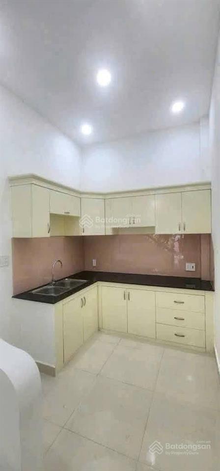 Nhà mới 3 tầng, hẻm xe hơi thông, (4x9)m2, ngay chợ bảo ngọc tú, tân bình, giá 5,4 tỷ còn tl