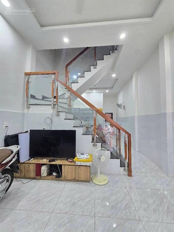 Mặt tiền kinh doanh đa ngành nghề, 2 tầng, dt (4x14)m2, liên khu 56 bình tân, giá 5,8 tỷ còn tl