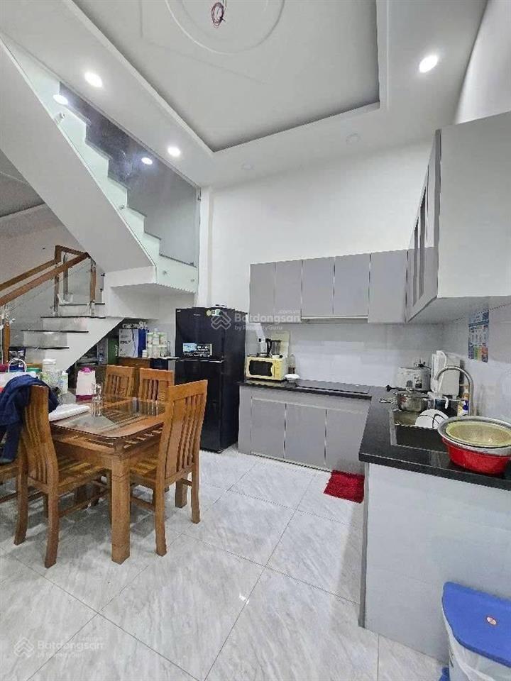 Mặt tiền kinh doanh đa ngành nghề, 2 tầng, dt (4x14)m2, liên khu 56 bình tân, giá 5,8 tỷ còn tl