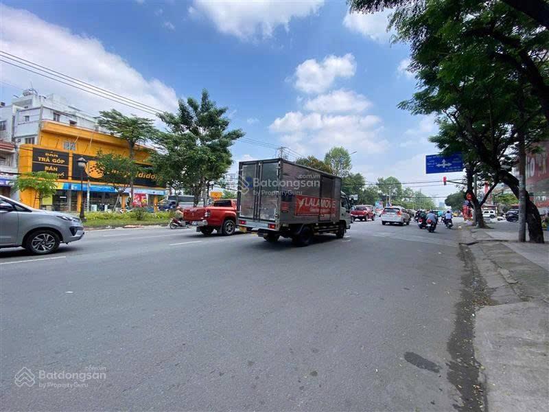 Mặt tiên kinh doanh khu vip tên lửa, nhà 4 tâng, dt (5x16)m2, bình tân, giá 10,99 tỷ còn tl