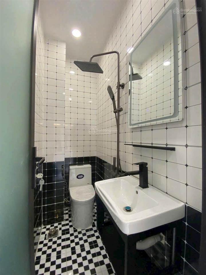 Nhà lò gốm,p9, q6, sát đường 3/2, 28m² (3.8x7.6) 4 tầng, 3pn ,vài bước ra hẻm ô tô, giá 4.98 tỷ