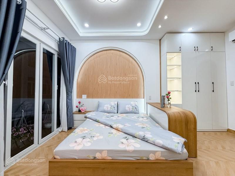 Nhà huỳnh văn bánh  căn góc 2mt hẻm xe hơi  5 tầng, ~120m² sd  giá 8.9 tỷ (tl)