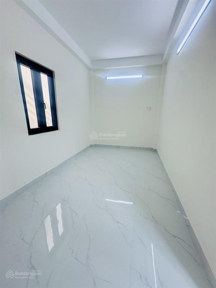 Nhà nguyễn thượng hiền  lô góc 3 mặt thoáng  ngang 5m, 4 tầng, 5pn  giá 8.16 tỷ (tl)