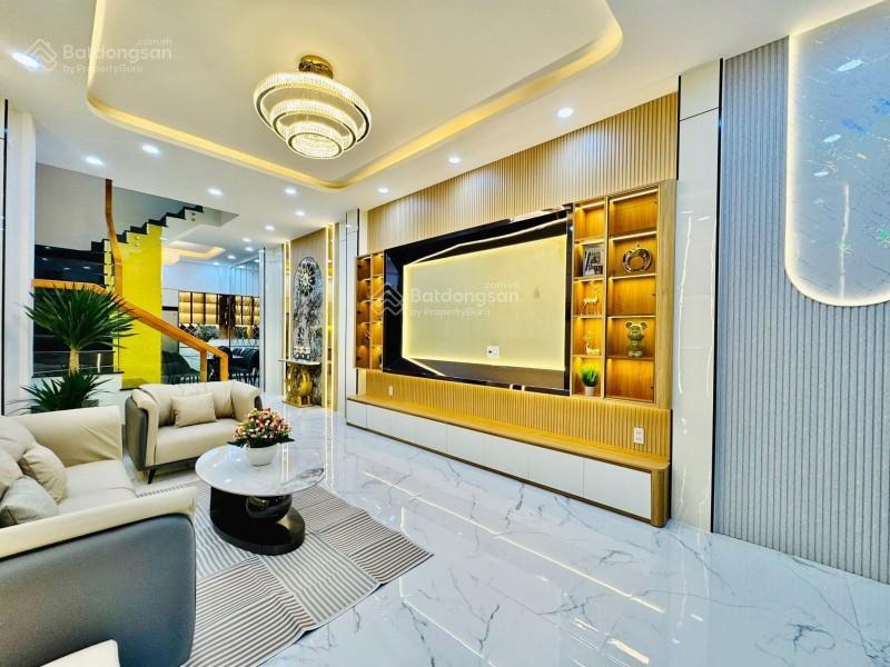 Nhà trần bình trọng  52m² (3.9x13)  4 tầng, 5pn  nở hậu  giá 8.65 tỷ (tl)