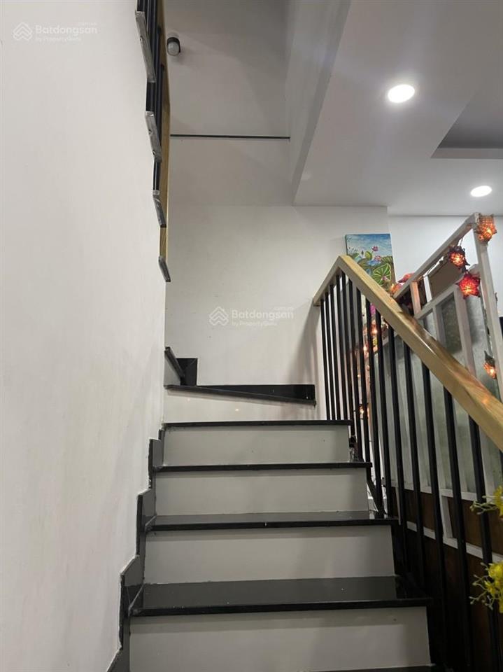 Nhà trần bình trọng  lô góc 2mt  50m² (5.5x14)  4 tầng, 5pn  giá 8.9 tỷ (tl)