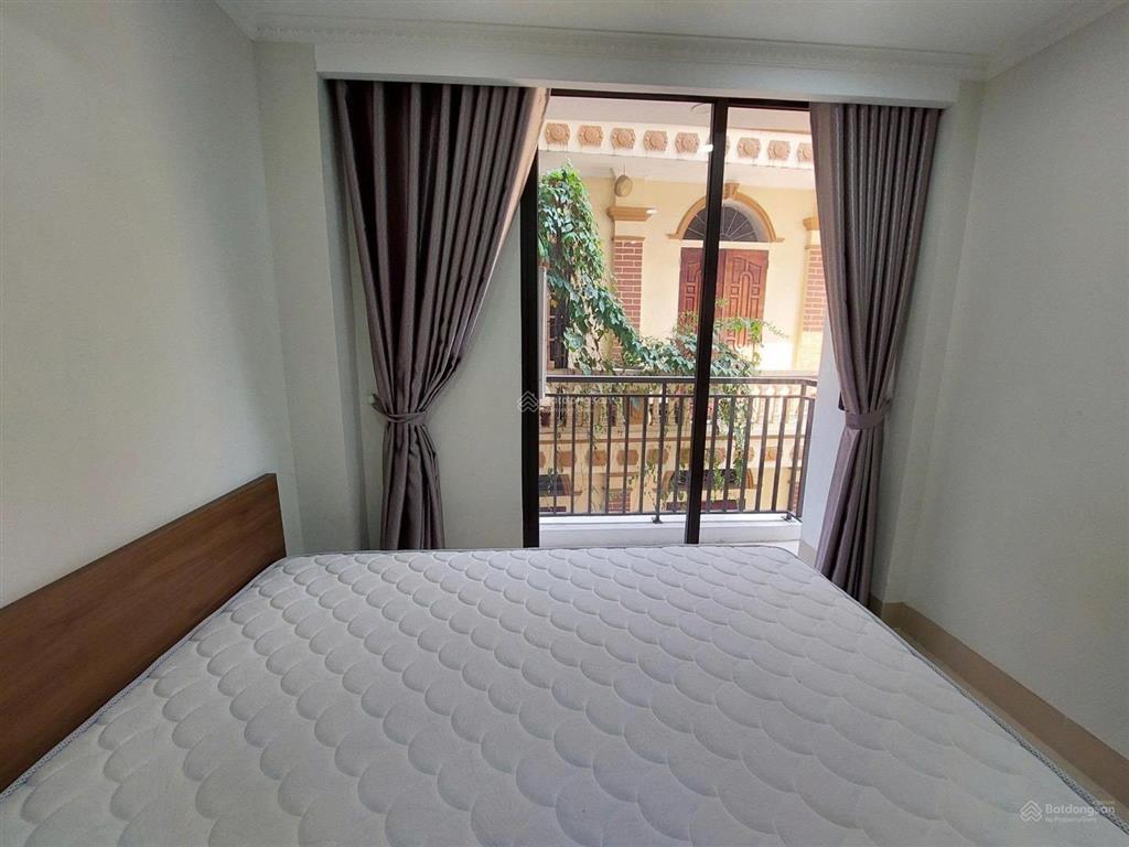 Cho thuê chung cư mini 60m2, 2pn, 1wc tại hoàng quốc việt, 9,5 triệu, uy tín