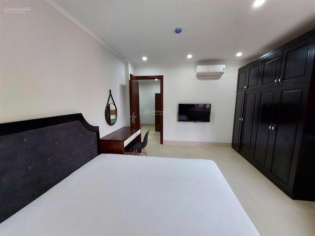 Cho thuê chung cư mini 60m2, 2pn, 1wc tại hoàng quốc việt, 9,5 triệu, uy tín