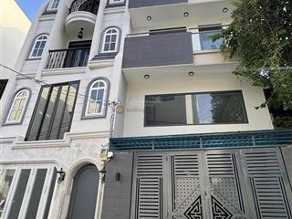 Căn hộ dịch vụ. cạnh bên trường đại học  giá rẻ