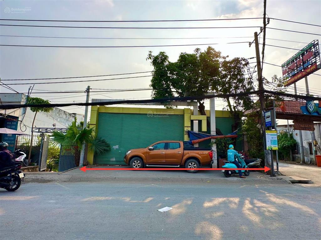 Mặt tiền đường lớn. nguyễn thị định