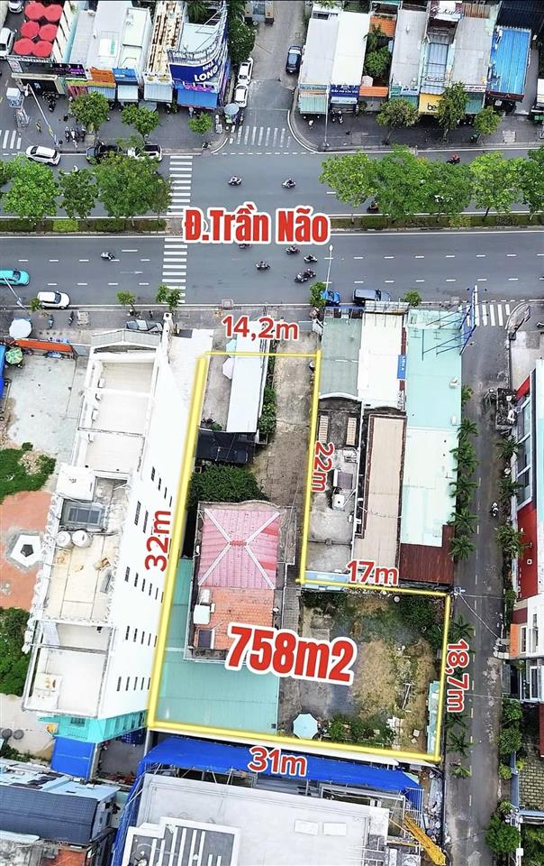 Mặt tiền trục đường trần não. thêm mặt đường 23.