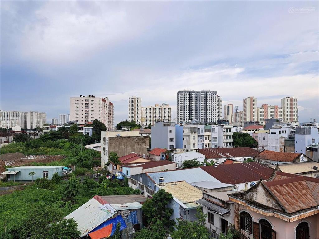 Nhà gần trần não  giá hợp lý
vào ở ngay