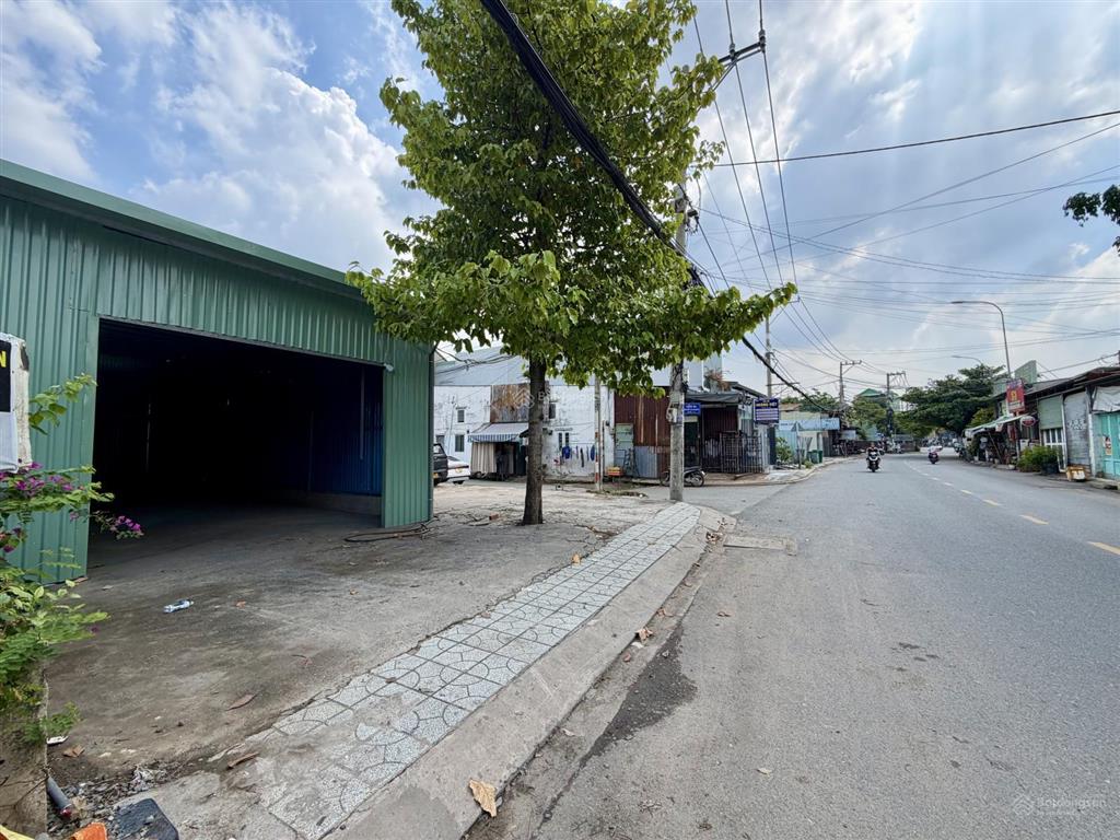 Cho thuê mặt bằng kho xưởng kinh doanh đường 20m