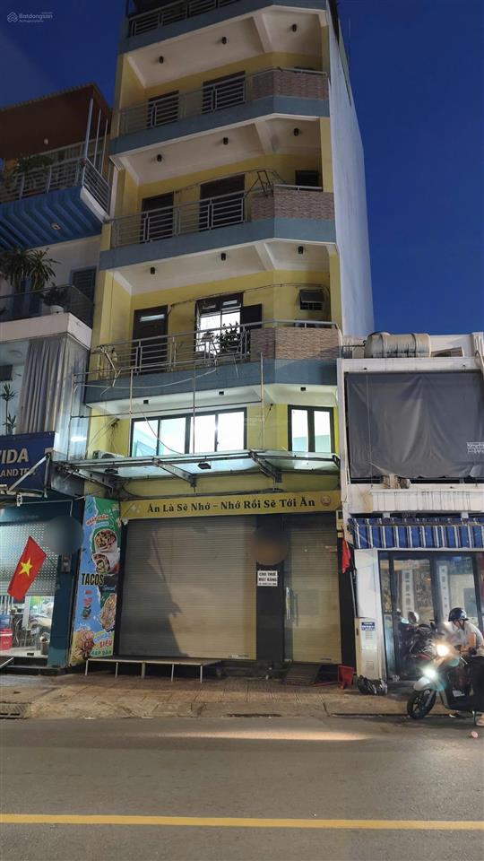 View triệu đô ! 5 tầng + thang máy, góc 2mt hoàng sa, quận 1 dt 5,3x10m  hđt 25tr/th  giá 15 tỷ