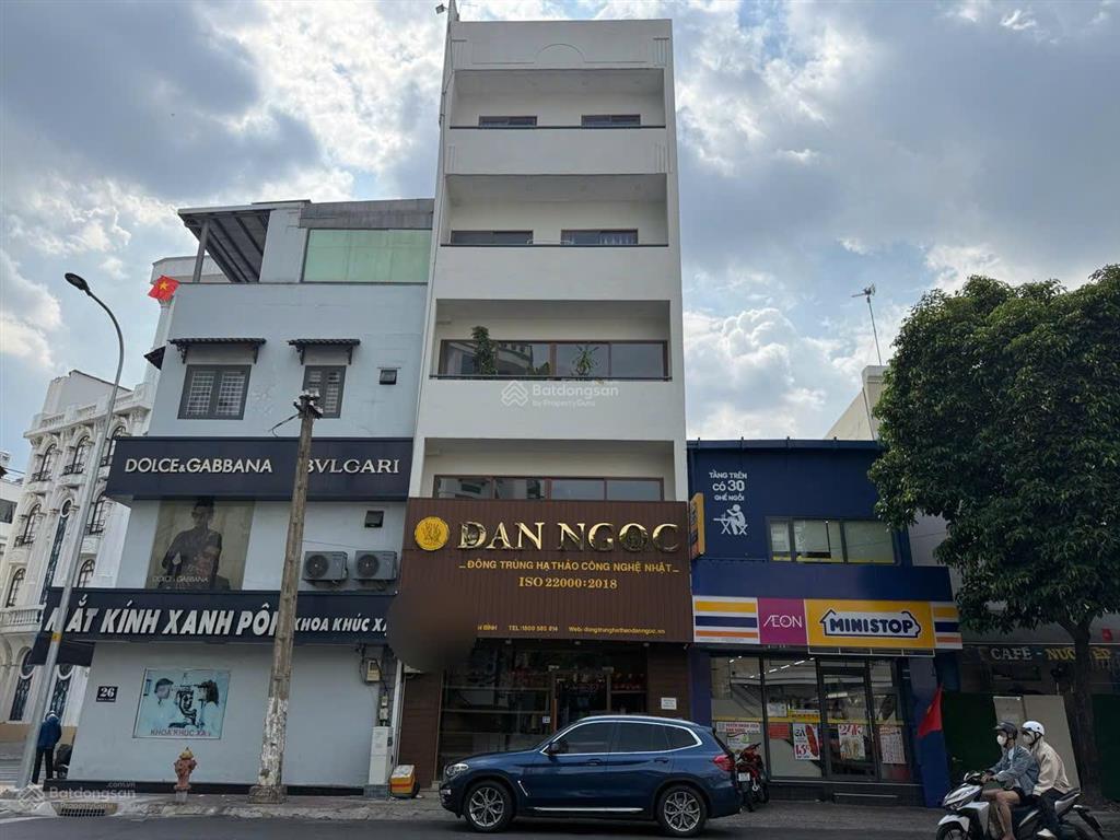 Hàng hiếm nhỉnh 16 tỷ! mặt tiền hoàng việt ngay út tịch  kc 6 tầng + thang máy  dt 6x9m, cn 50m²