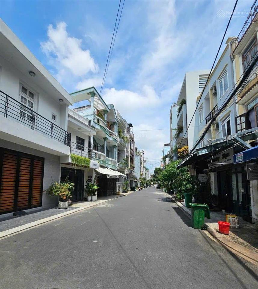 Giá chỉ 12 tỷ ! cách mt 30m, hẻm đẹp 6m lê văn sỹ  hđt 70 triệu, 6 tầng nhà mới  4x16m (62m2)