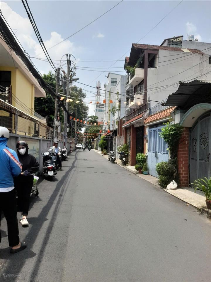 Nhà mới 5 tầng có thang máy  hẻm xe hơi 6m cửu long khu sân bay  dt 5x22m, cn 100m2  giá 20 tỷ