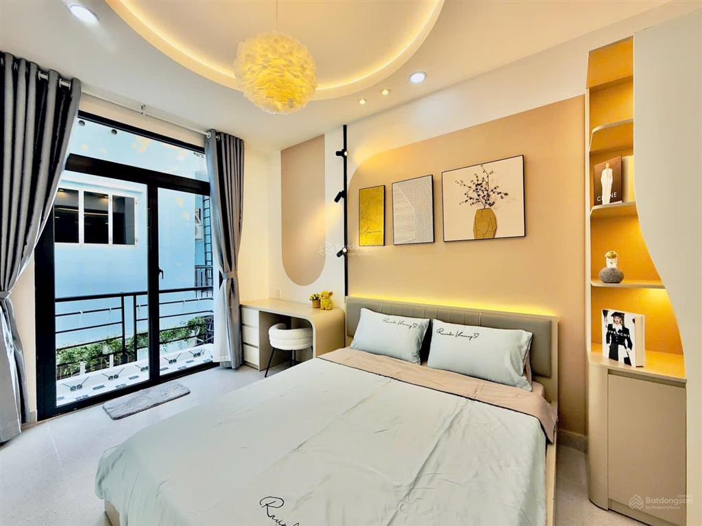 Vị trí đẹp khu bàu cát  hẻm ôtô 6m trường chinh, hẻm thẳng đẹp  nhà đẹp 3 tầng, 3pn  chỉ 6,5 tỷ