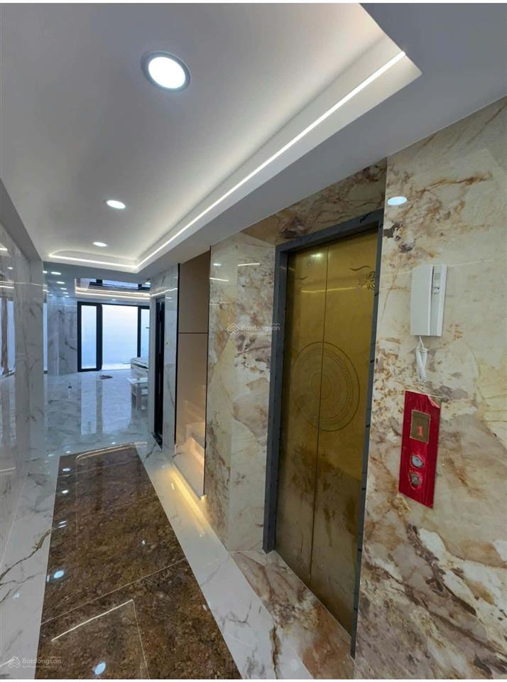 Giá tốt! tòa nhà mặt tiền 8 tầng thang máy ngay nguyễn văn trỗi  hđt 55 triệu  4x17m  17,5 tỷ
