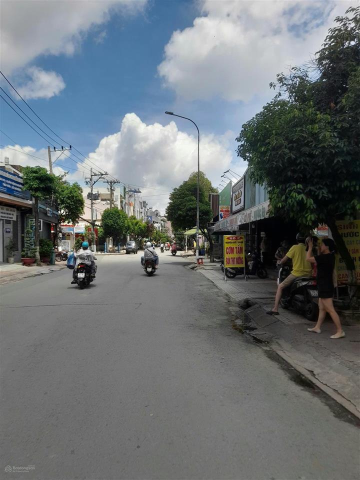 Vị trí vàng  mặt tiền ngay đường c12 sát nhà ga t3 khu sân bay  dt 4x13m  giá chỉ 10,8 tỷ