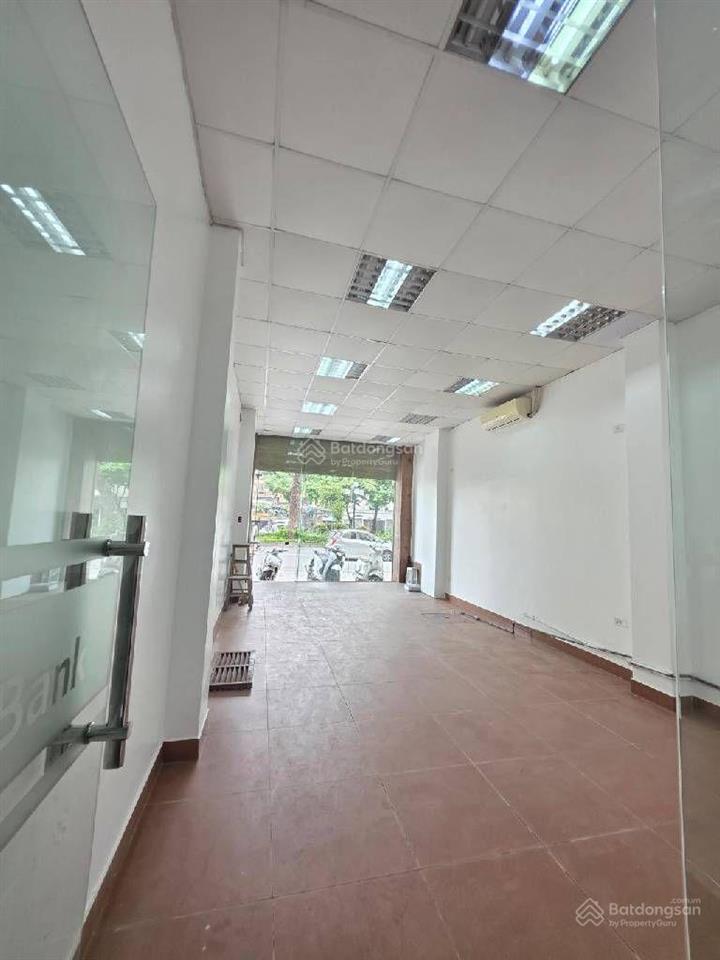 Q. ba đình toà nhà mặt phố  120 m2  109 tỷ  ngay hồ giảng võ, đi thẳng lên phố cổ