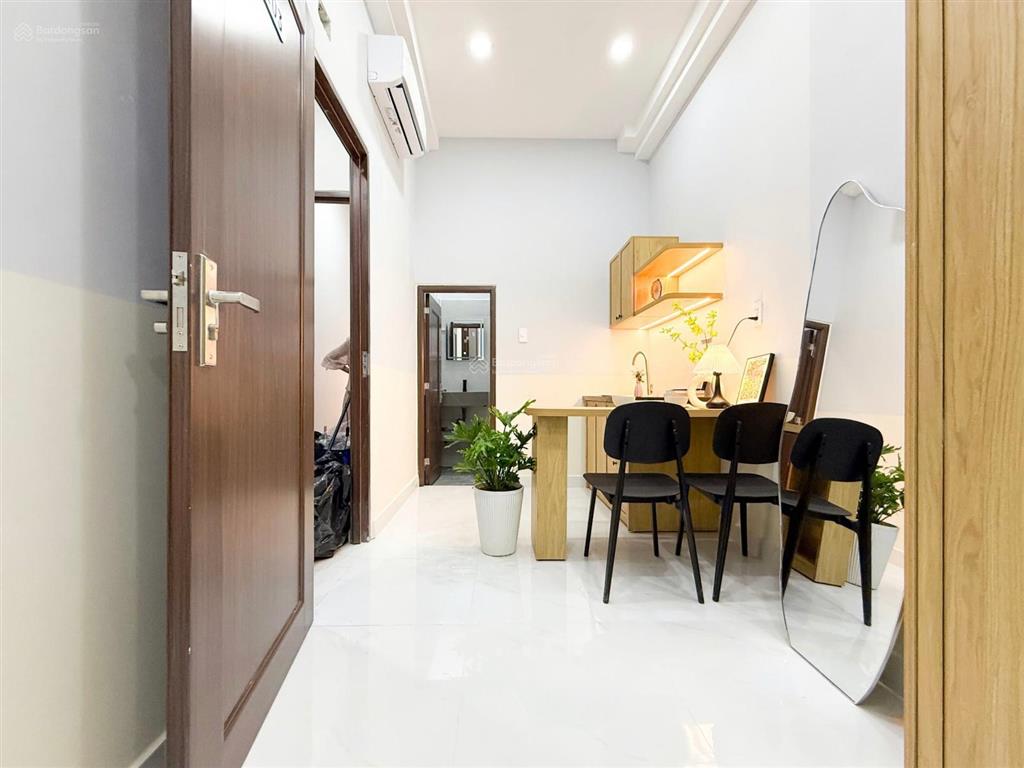 Chính chủ cho thuê căn hộ mới xây  thang máy tiện nghi tô hiến thành ở ngay được