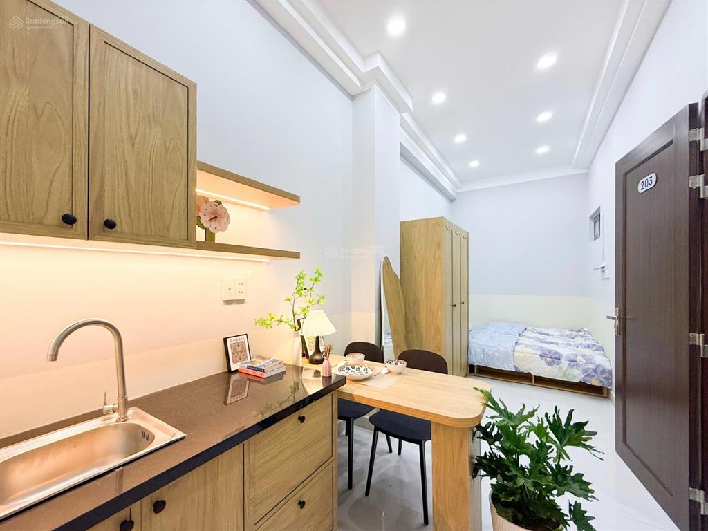 Chính chủ cho thuê căn hộ mới xây  thang máy tiện nghi tô hiến thành ở ngay được